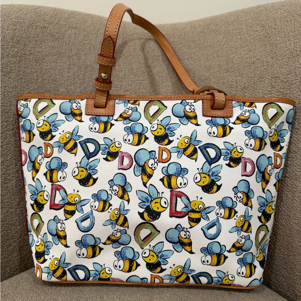 Dooney & Bourke White Bee Print Tote with Tan Trim - Picture 4 of 13
